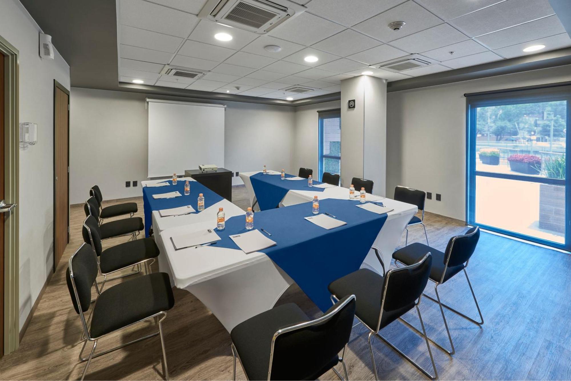 City Express Plus By Marriott Cali Colombia Ngoại thất bức ảnh