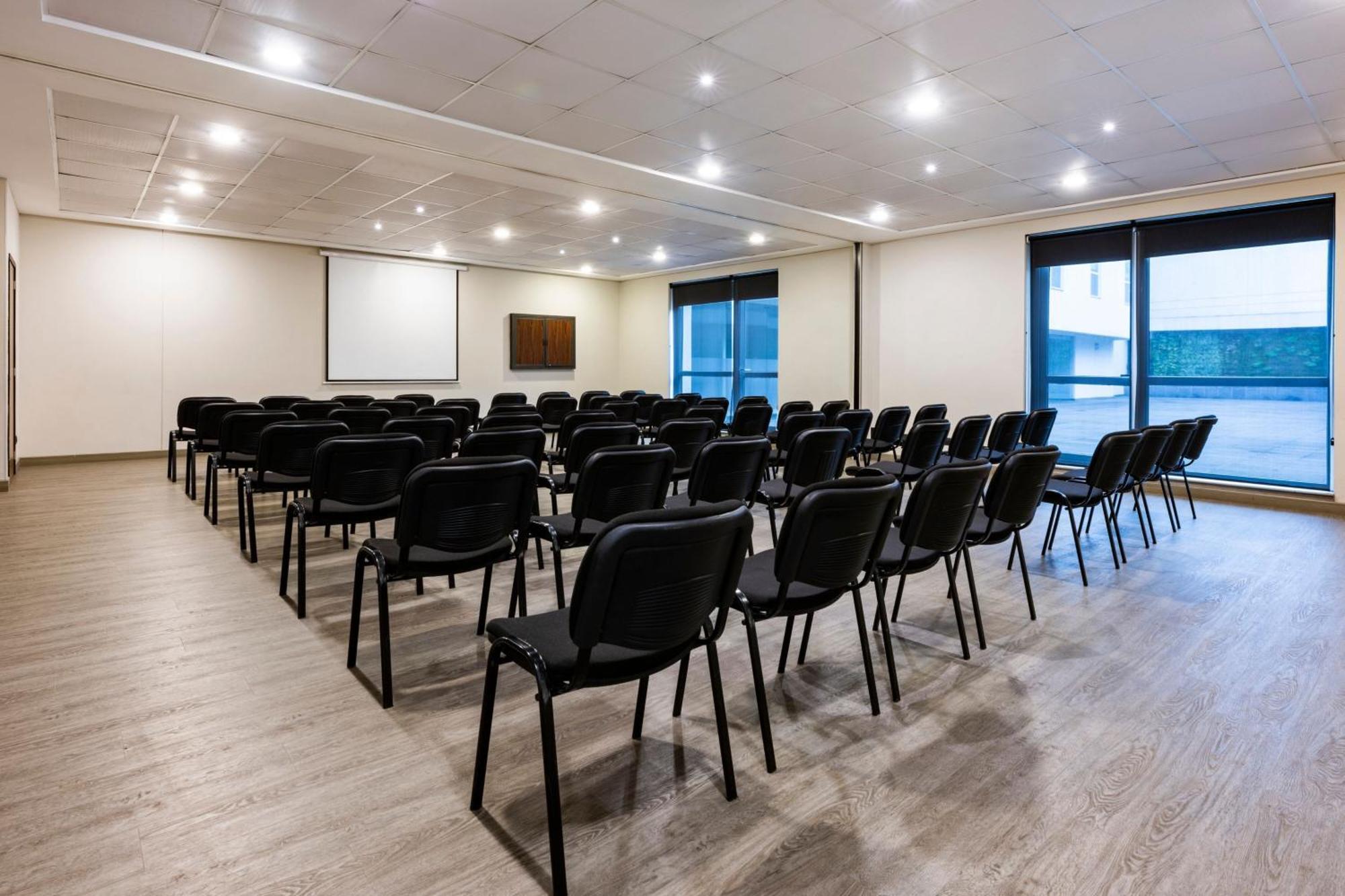 City Express Plus By Marriott Cali Colombia Ngoại thất bức ảnh