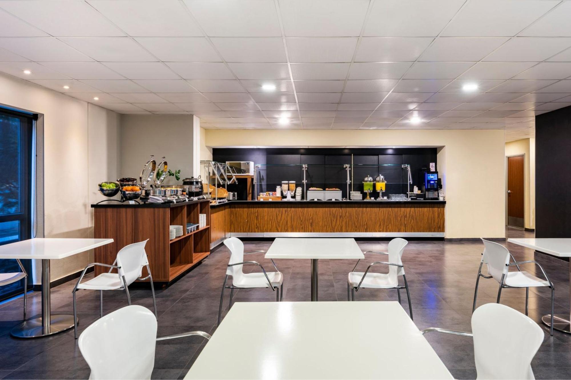 City Express Plus By Marriott Cali Colombia Ngoại thất bức ảnh
