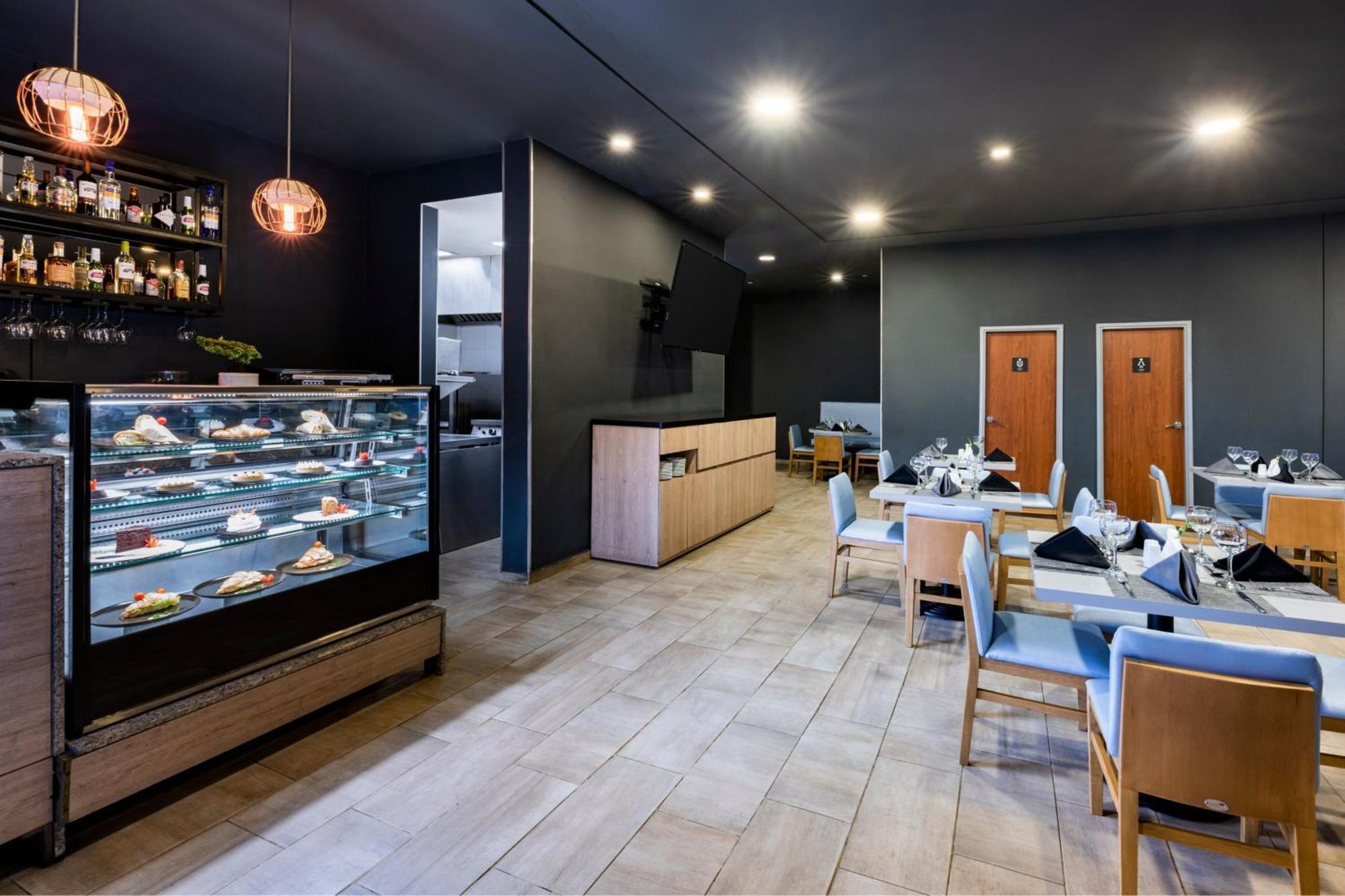 City Express Plus By Marriott Cali Colombia Ngoại thất bức ảnh
