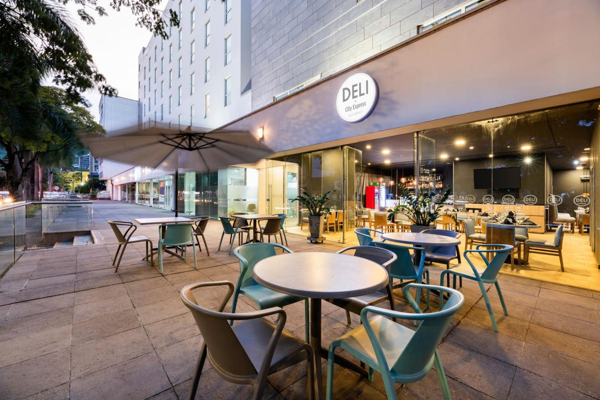 City Express Plus By Marriott Cali Colombia Ngoại thất bức ảnh