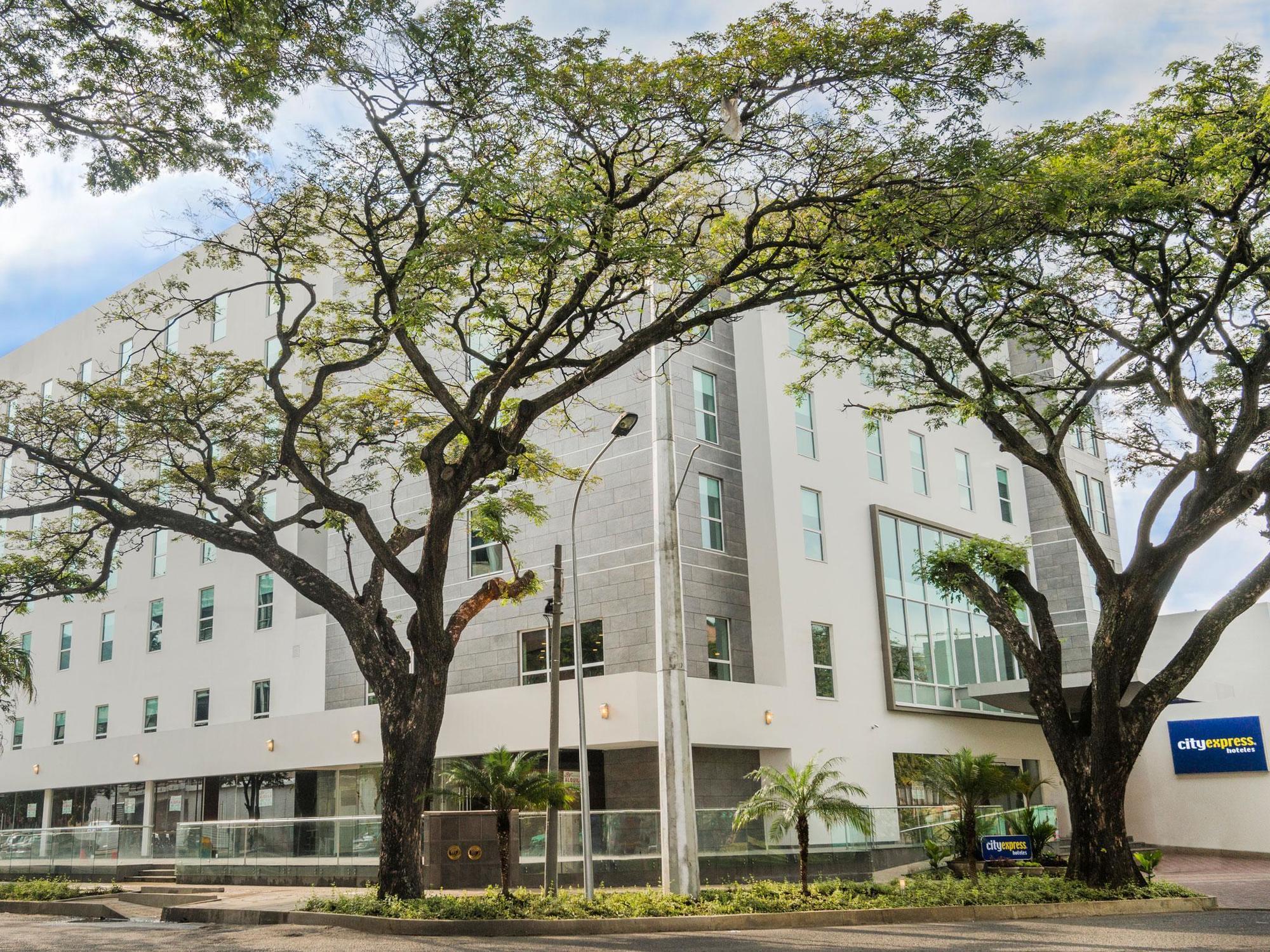 City Express Plus By Marriott Cali Colombia Ngoại thất bức ảnh